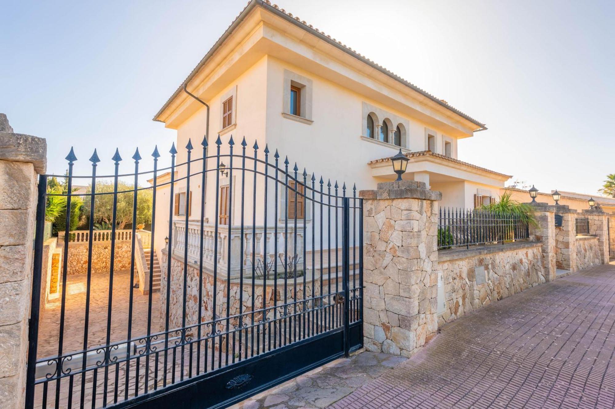Albons Villa